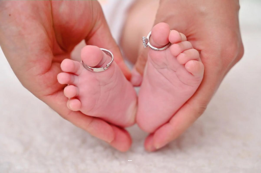 石狮宝宝发烧退不下去